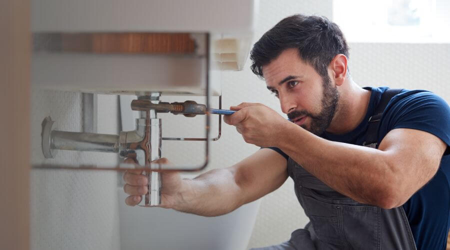 Expert burst pipe repair services in Newtown, VA